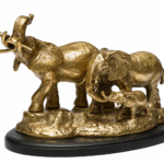 Classic Bandhan Metal Elephant Family