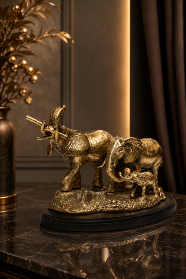 Classic Bandhan Metal Elephant Family