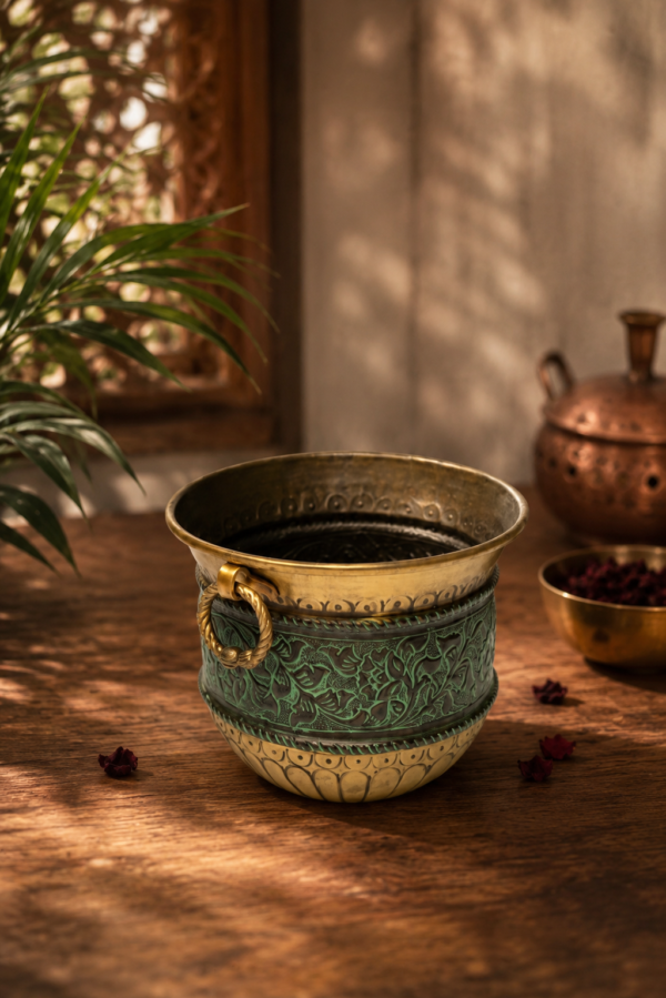 Grand Prakriti Brass Planter